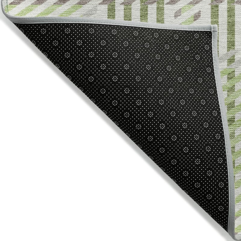 Machine Washable Indoor/ Outdoor Geometric Stripe Chantille Rug