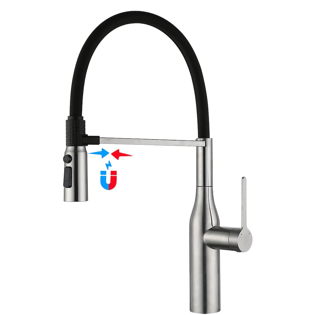 Single Handle Pull Down Sprayer Kitchen Faucet in Brushed Nickle