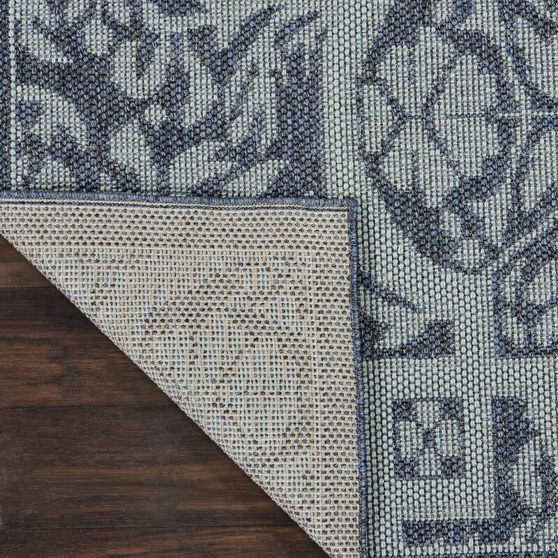 Porch & Den Godwin Medallion Indoor/Outdoor Area Rug