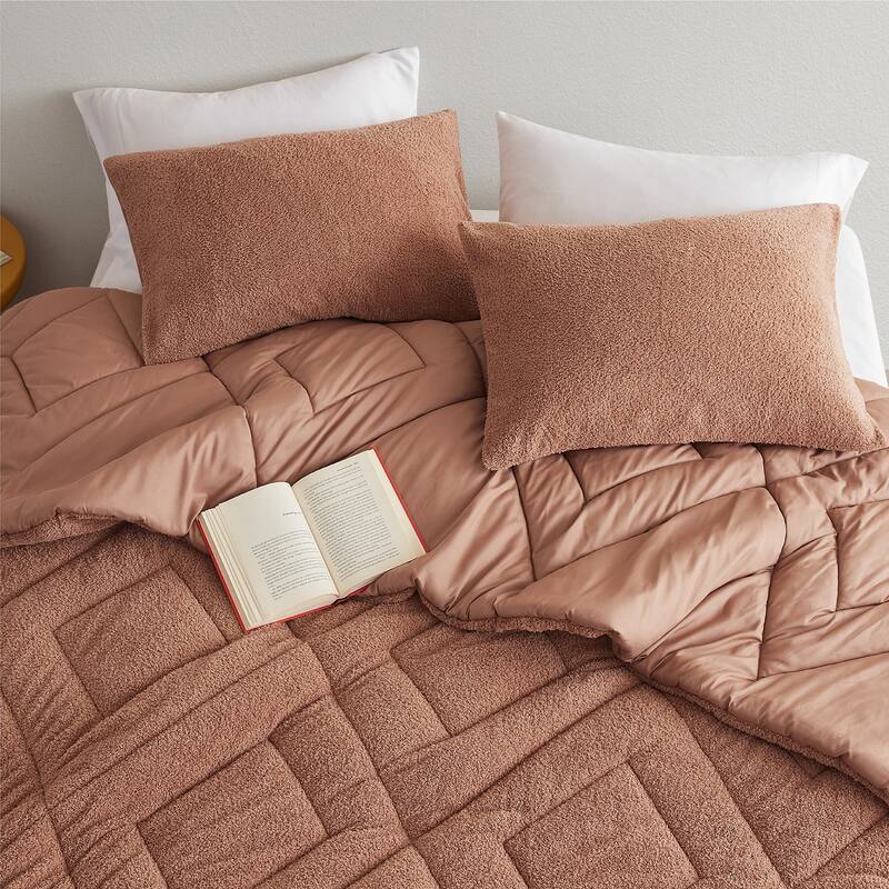 Chelsea Square Kyla Double Diamond Quilted Teddy Comforter Set