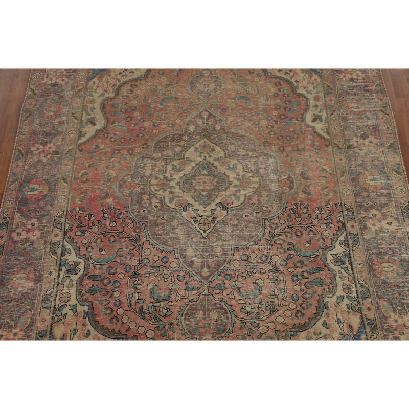 Traditional Tabriz Persian Vintage Rug Hand-Knotted Wool Carpet - 6'6" x 9'8"