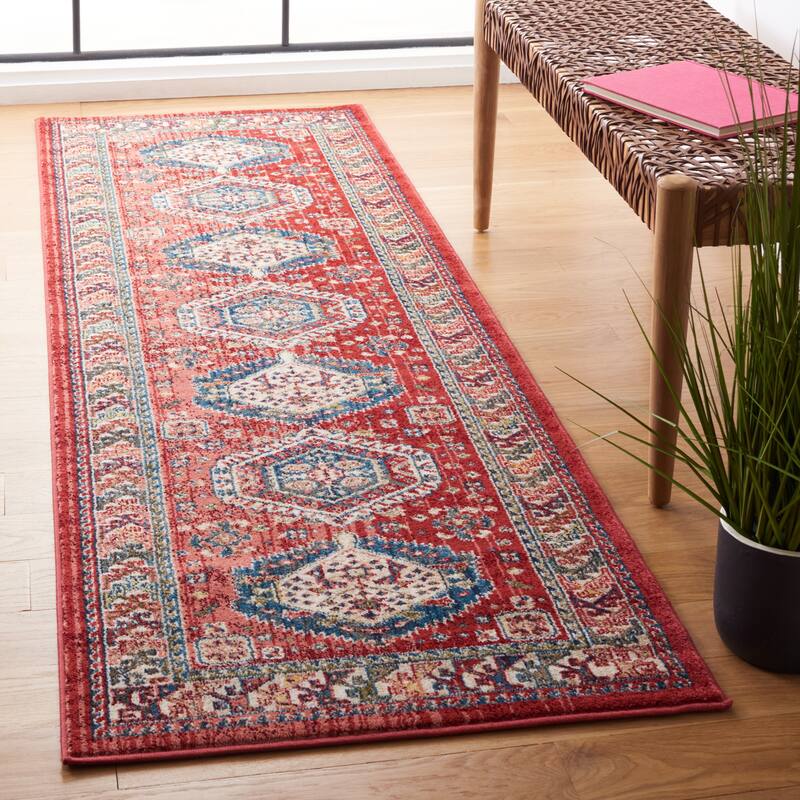 SAFAVIEH Kashan Deirdre Traditional Oriental Rug - 2'6" x 8' Runner - Rust/Ivory