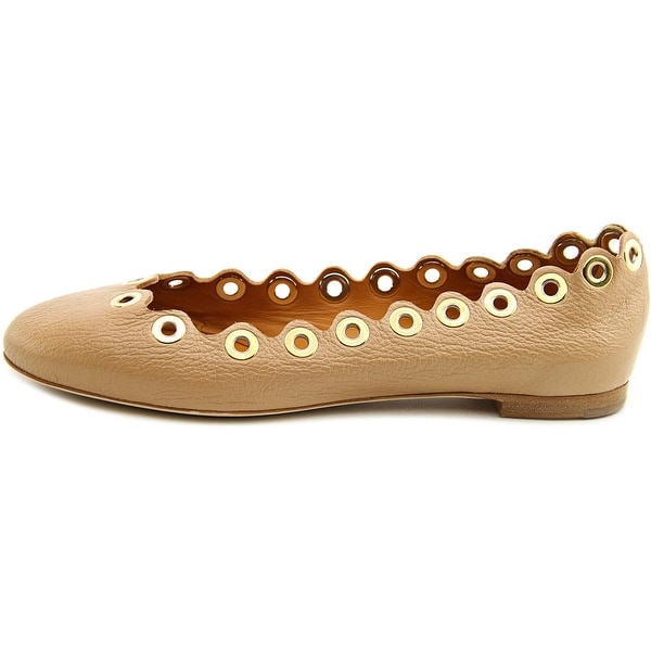 round toe leather flats