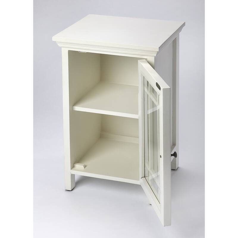 Handmade Butler Baxter Transitional Chair End Table (India)