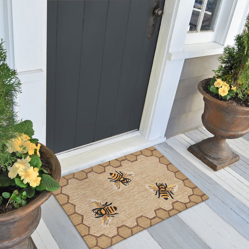 Liora Manne Frontporch Honeycomb Bee Indoor/Outdoor Rug