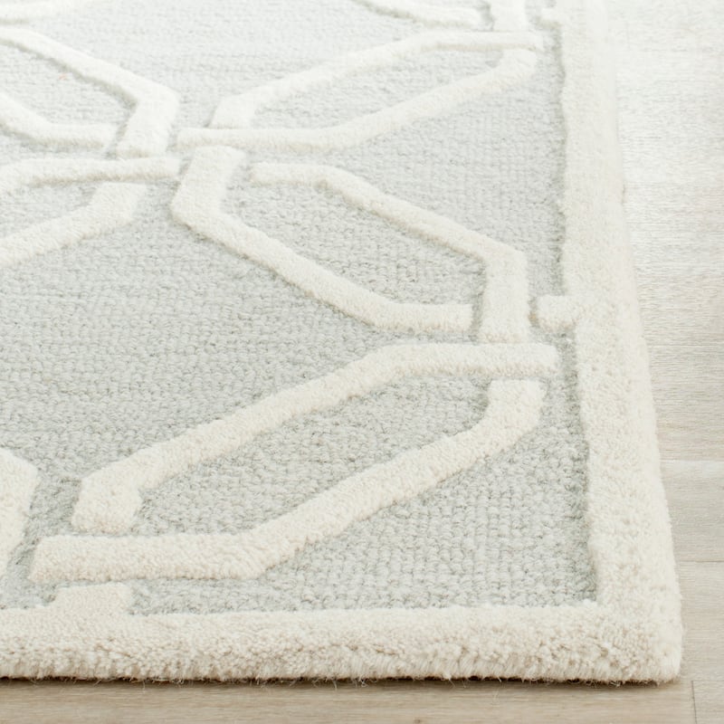 SAFAVIEH Handmade Cambridge Nhung Modern Moroccan Wool Rug