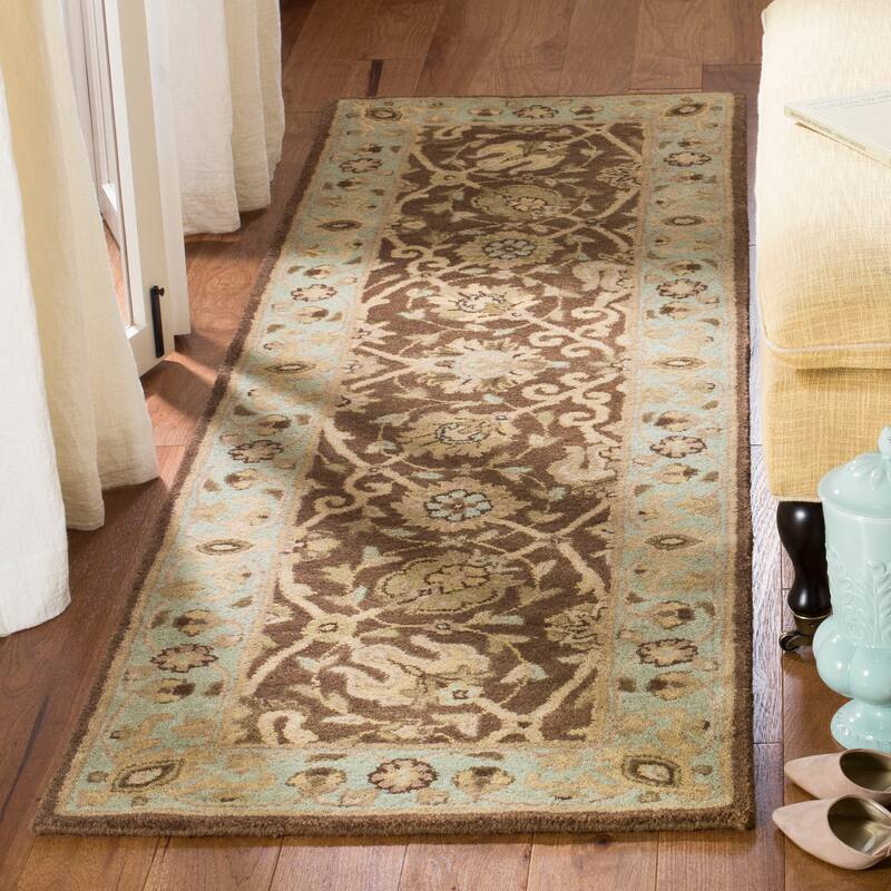SAFAVIEH Handmade Antiquity Mazie Traditional Oriental Wool Rug - 2'3" x 10' Runner - Brown/Green