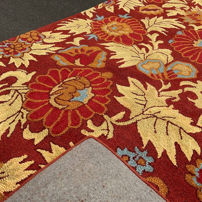 HERAT ORIENTAL Handmade Tibetan Floral Wool Rug
