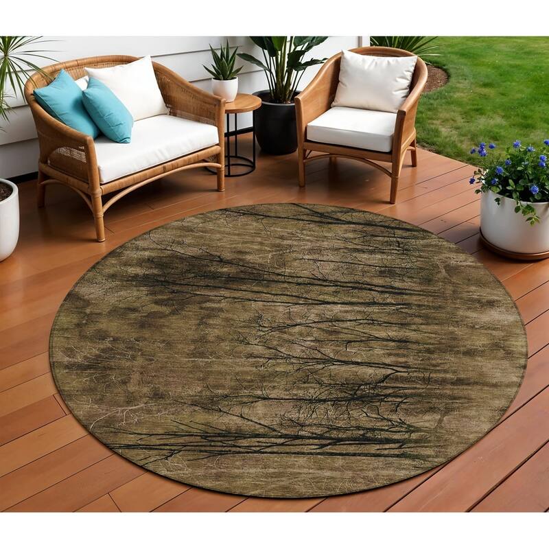 HomeRoots Floral Transitional Rectangle Outdoor Rug - 8' Round