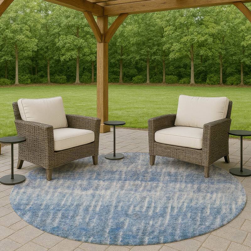Machine Washable Indoor/ Outdoor Contemporary Ombre Chantille Rug - Blue - 8' x 8'
