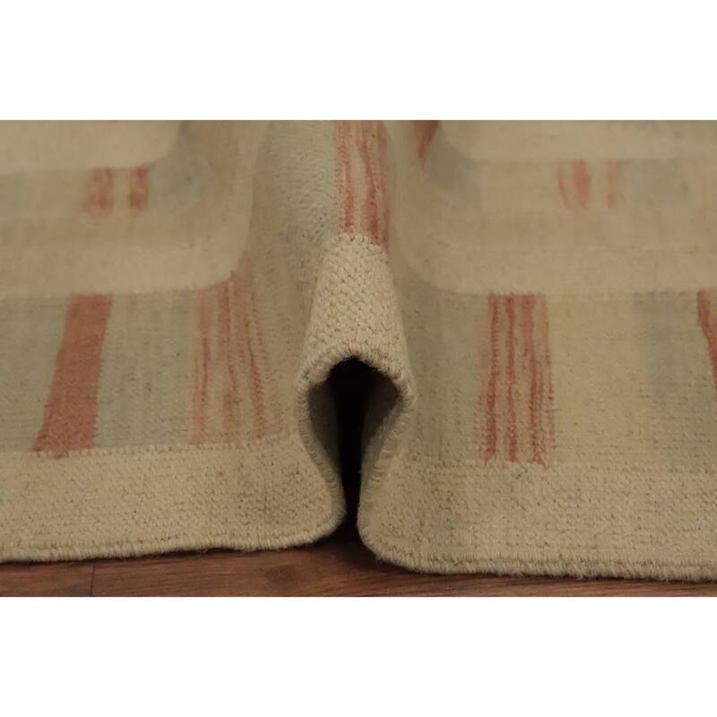 Hand Woven Oriental 100% Wool Carpet Southwestern Tribal Beige & Ivories Kilim Area Rug - 6' 9'' X 4' 8''