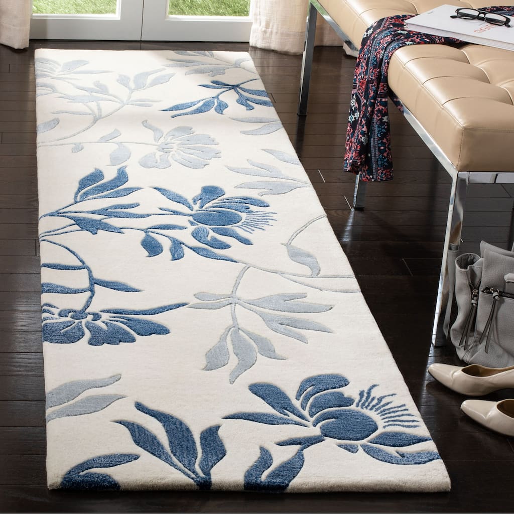 SAFAVIEH Handmade Capri Hillevi Modern Wool Rug