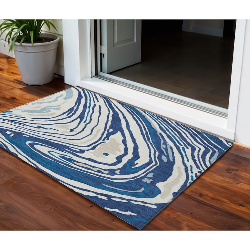 HomeRoots Abstract Transitional Rectangle Outdoor Rug - 3' x 5'