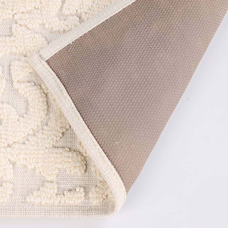Superior Venere Floral Scroll Washable Bath Rug, Set of 2