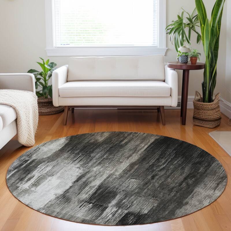 Machine Washable Indoor/ Outdoor Modern Ombre Chantille Rug - Gray - 8' x 8'