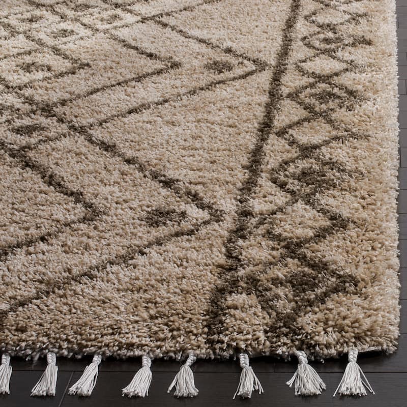 SAFAVIEH Moroccan Fringe Shag Ingeborg 2-inch Thick Rug