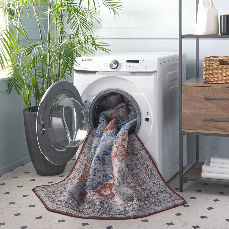 SAFAVIEH Tucson Machine Washable Slip Resistant Era Traditional Rug