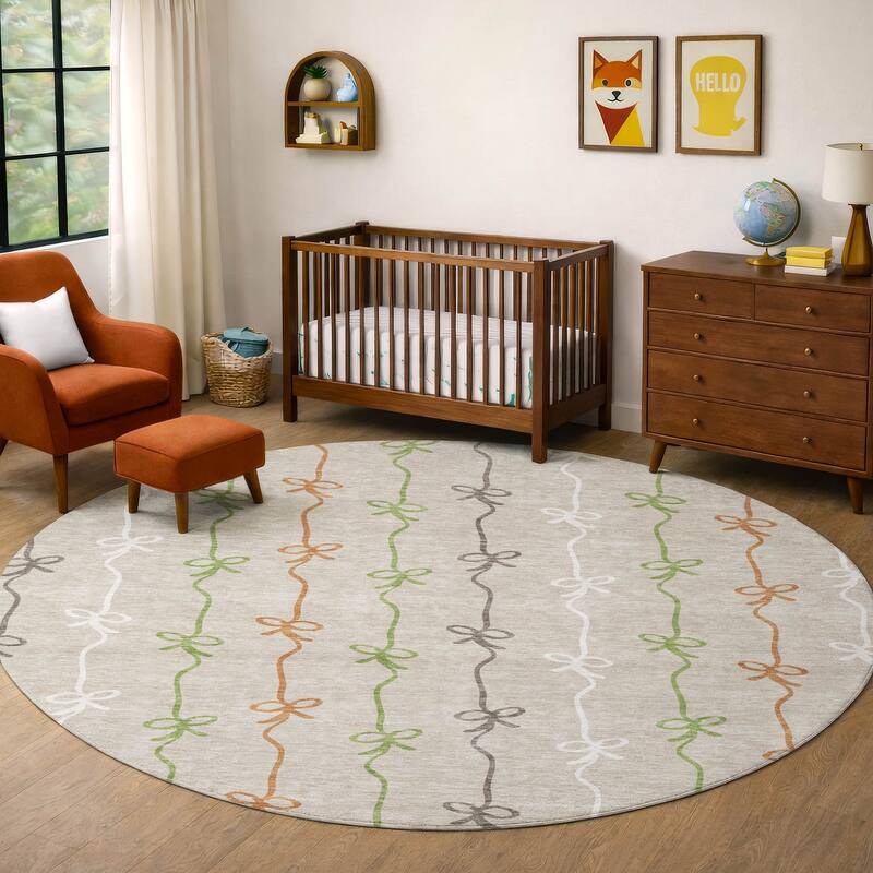 Machine Washable Indoor/ Outdoor Modern Bow Stripe Chantille Rug