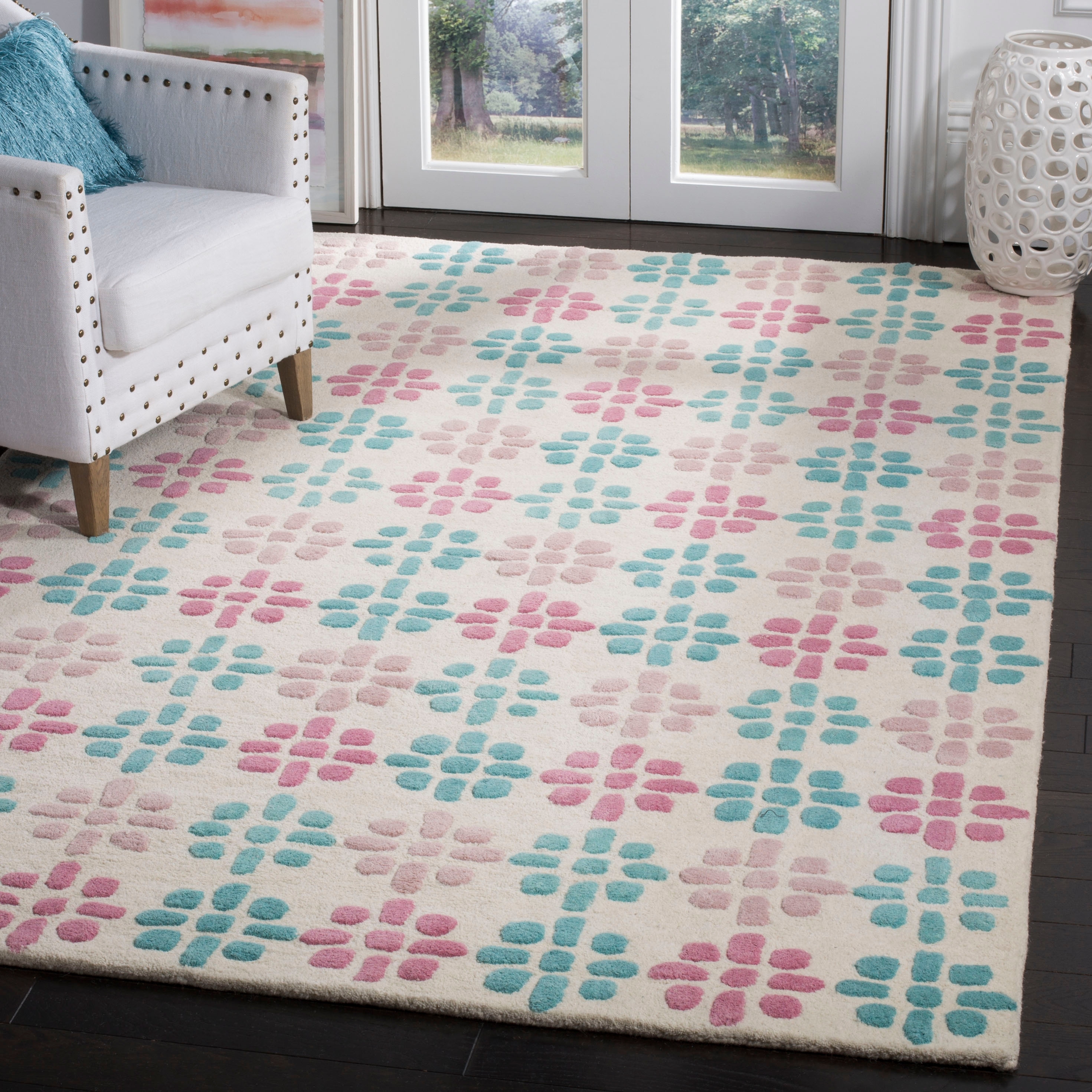 SAFAVIEH Handmade Soho Lerke Floral N.Z. Wool Rug