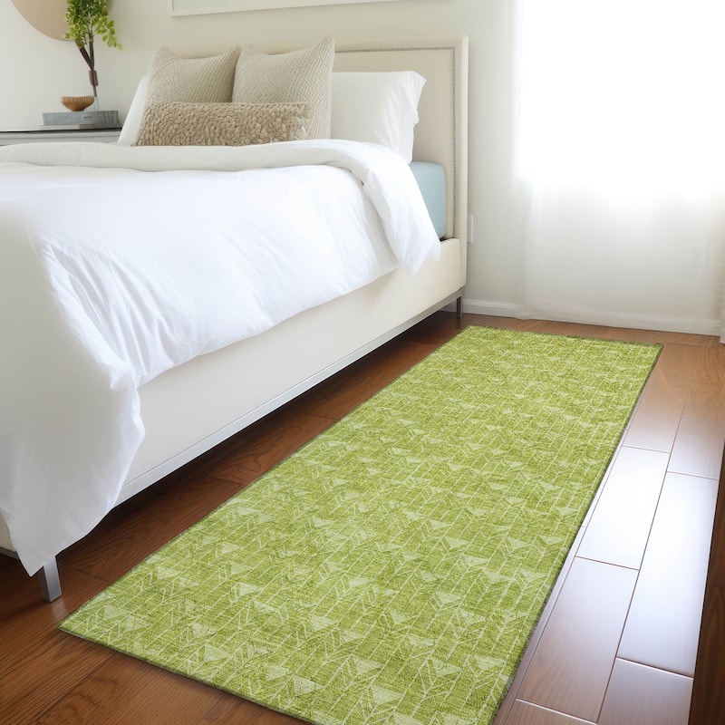 Machine Washable Indoor/ Outdoor Arrows Chantille Rug - 2'3" x 7'6" - Aloe