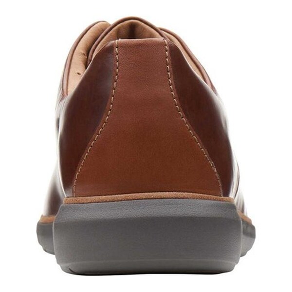 un voyage clarks