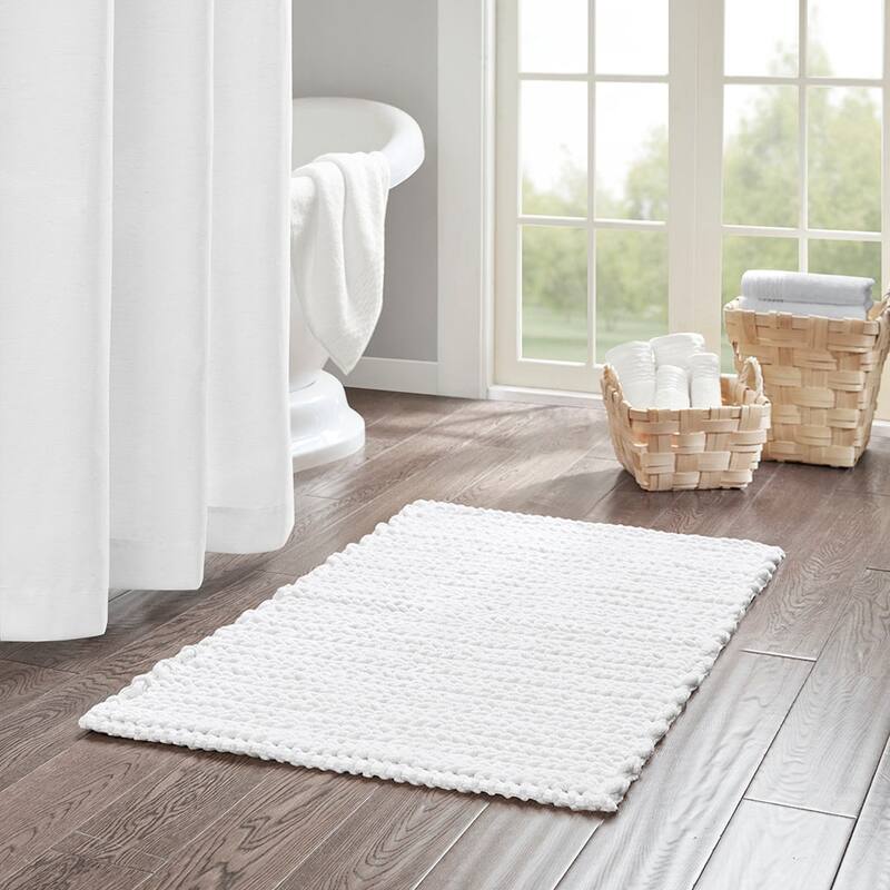 Cotton Chenille Chain Stitch Rug For Bath Room - White