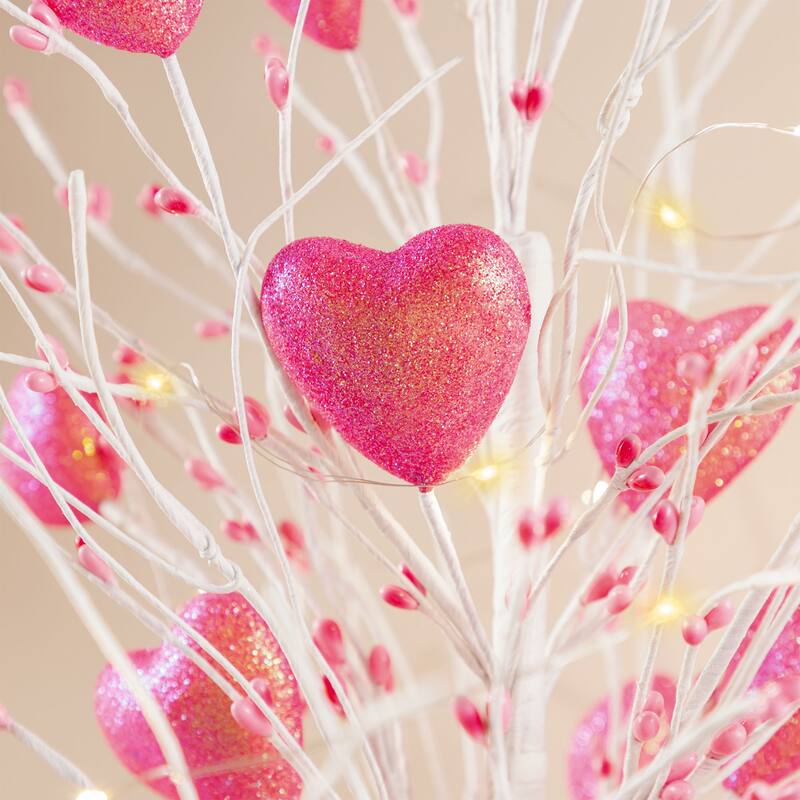 Glitzhome LED Lighted Valentine's Pink Berry Heart Table Tree