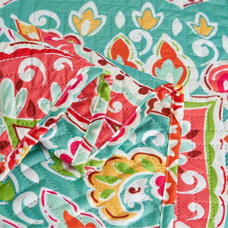 European Floral Quilt Set