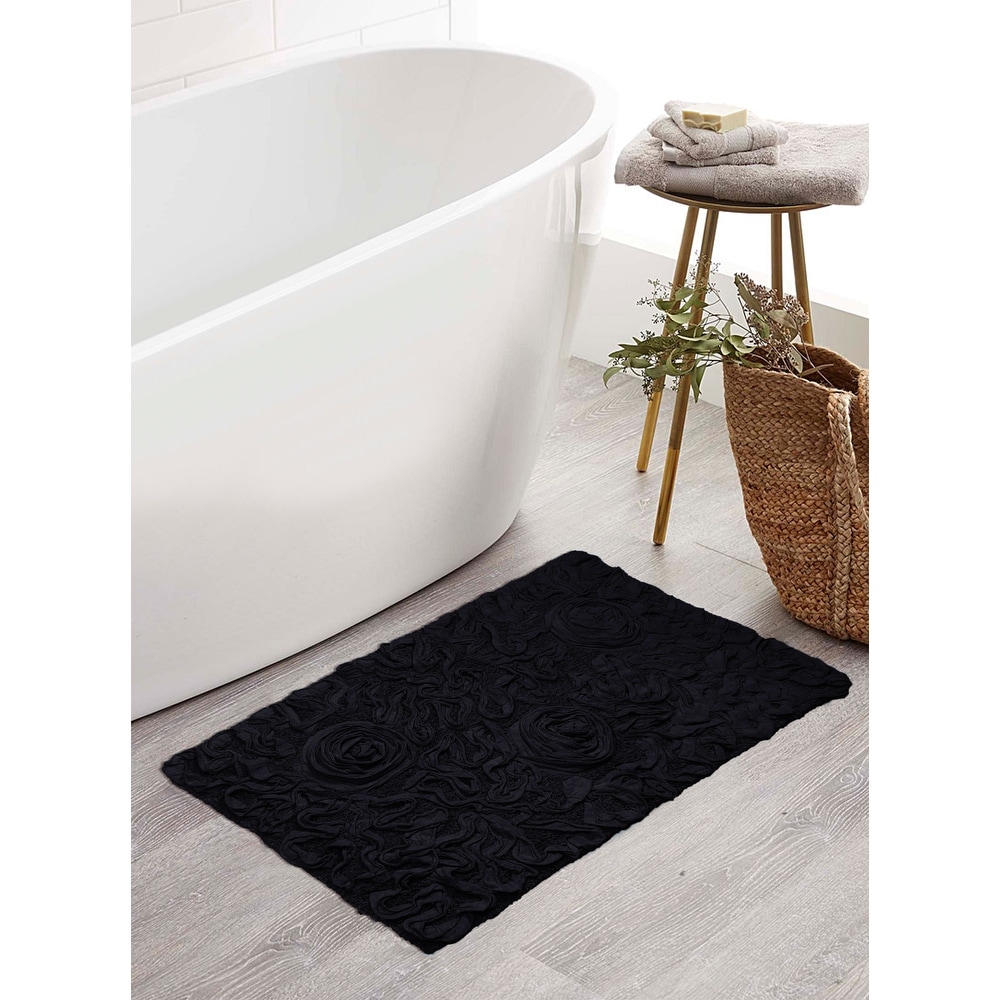 https://ak1.ostkcdn.com/images/products/is/images/direct/1a978b6c2c73351f1193d1d7d2055176cbca3e4a/Bell-Flower-Bathroom-Rug%2C-Cotton-Soft%2C-Water-Absorbent-Bath-Rug%2C-Non-Slip-Shower-Rug-Machine-Washable-21%22x34%22-Rectangle.jpg