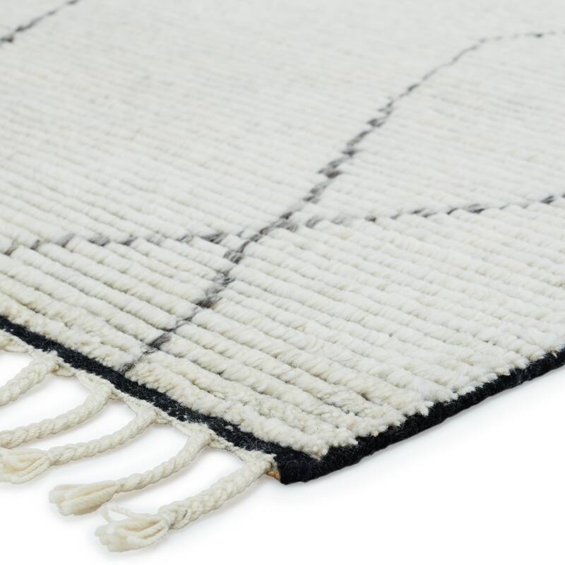 Carson Carrington Tarsele Hand-Knotted Trellis Cream/ Black Area Rug