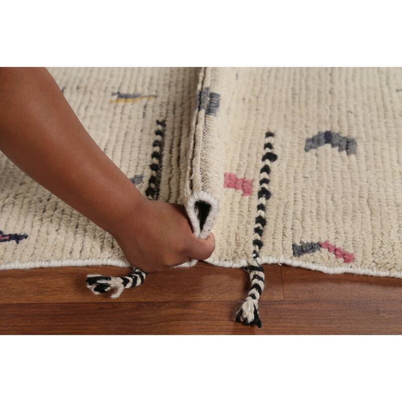 Earth Tone Moroccan Area Rug Hand-Knotted Beige Wool Carpet - 4'10"x 9'2"
