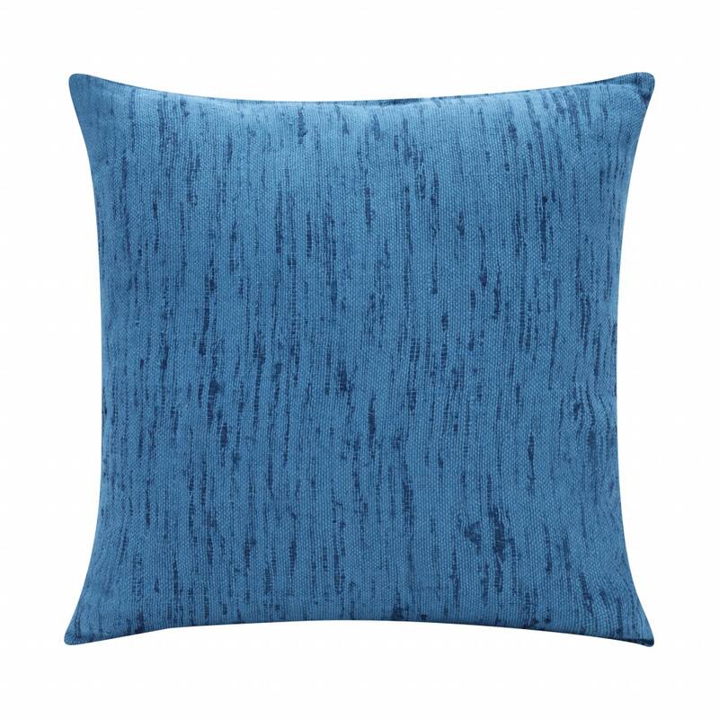 HomeRoots 20" X 20" Ocean Blue Linen Zippered Pillow