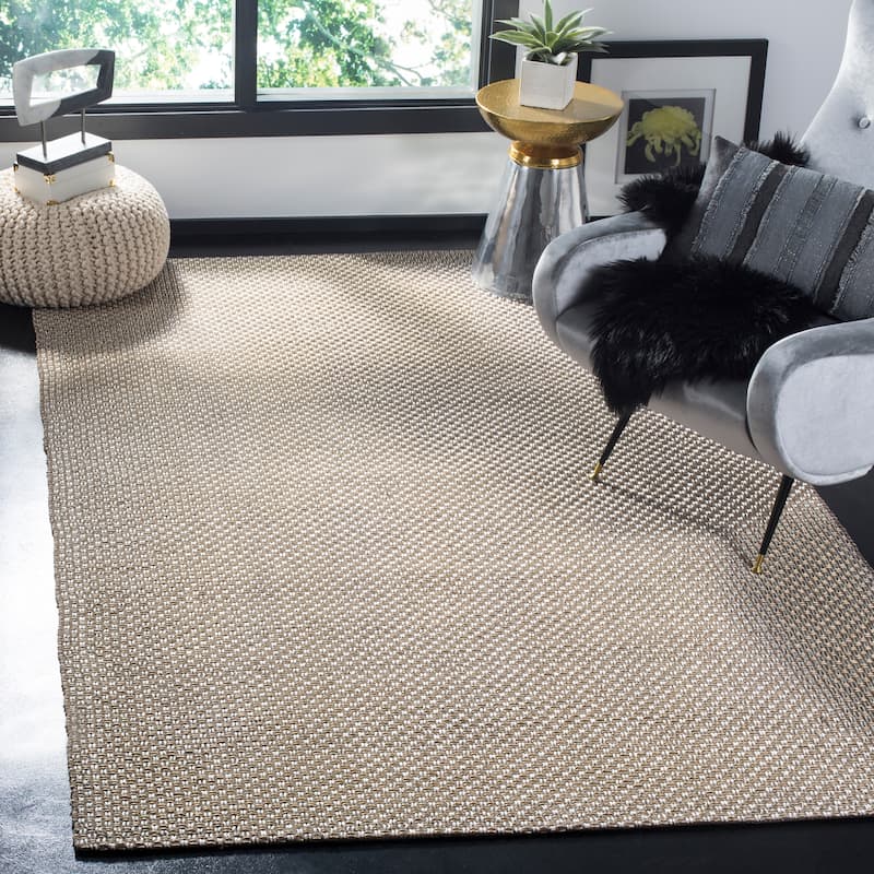 SAFAVIEH Handmade South Hampton Audriana Casual Polyester Rug - 5' x 8' - Copper
