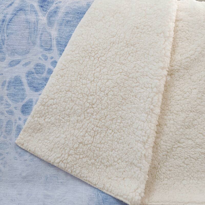 Premium Machine Washable Abstract Contemporary Throw Blanket