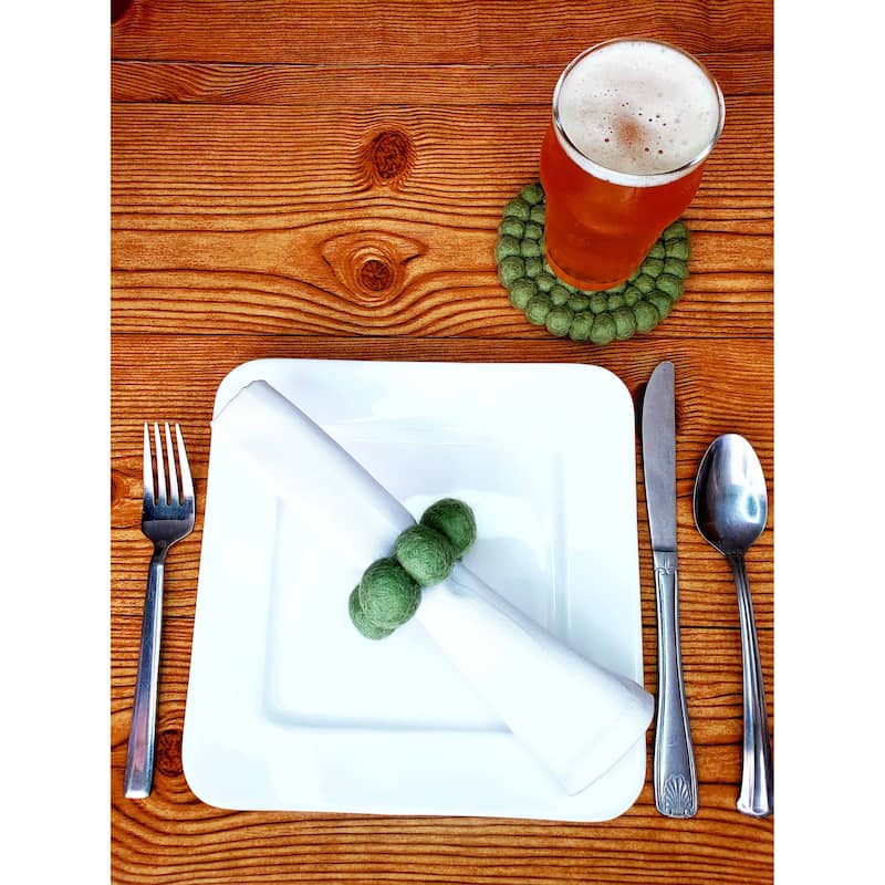 Felt One Strand Napkin Rings, Set of 4