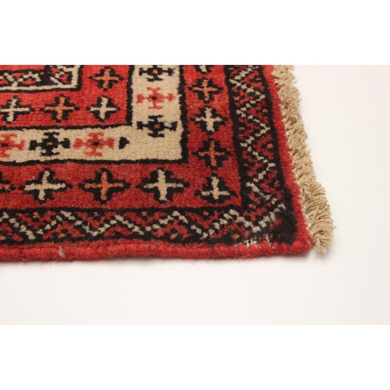 ECARPETGALLERY Hand-knotted Baluch Red Wool Rug - 3'11 x 6'7