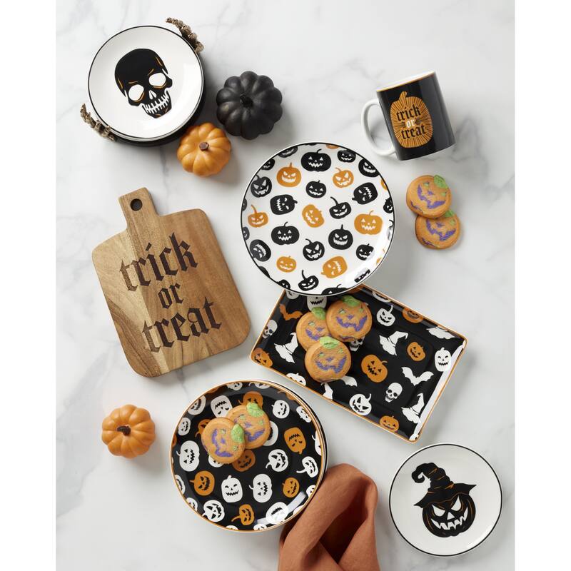 Oneida Trick or Treat Cheese Board