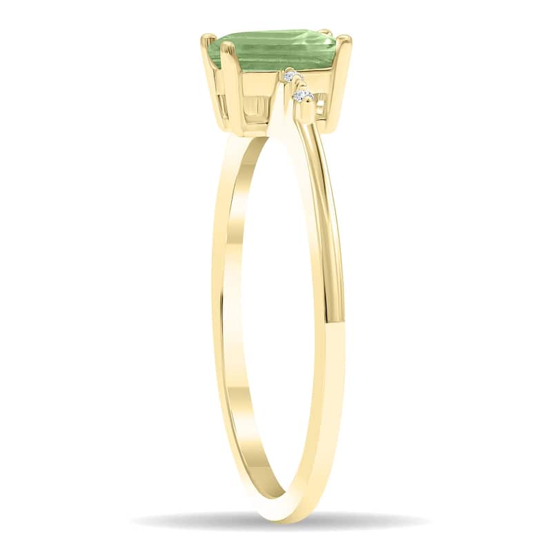 Women's Emerald Cut Green Amethyst and Diamond Sparkle Ring in 10K Yellow Gold