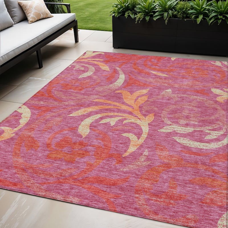 HomeRoots Floral Transitional Rectangle Outdoor Rug - 5' X 8'