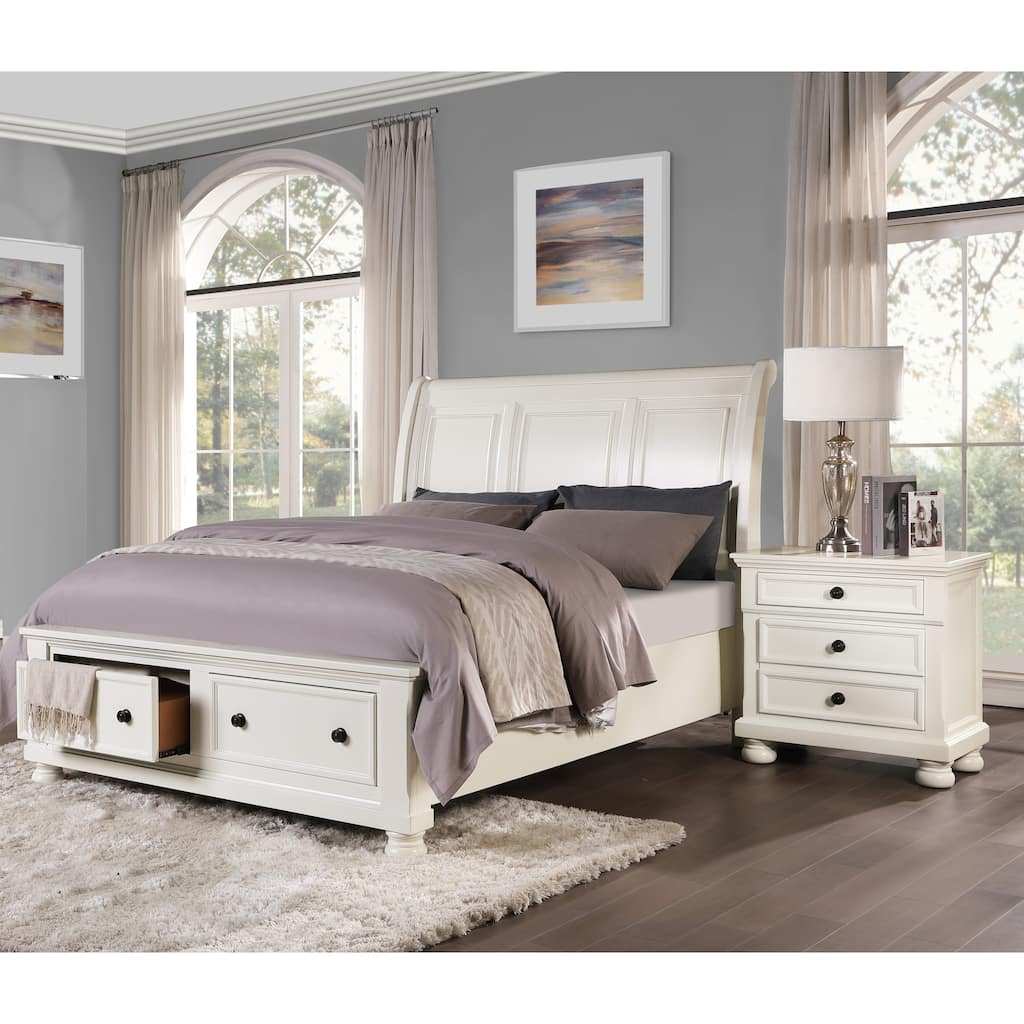 White Finish Bedroom Set 3pcs Platform Bed and 2x Nightstands