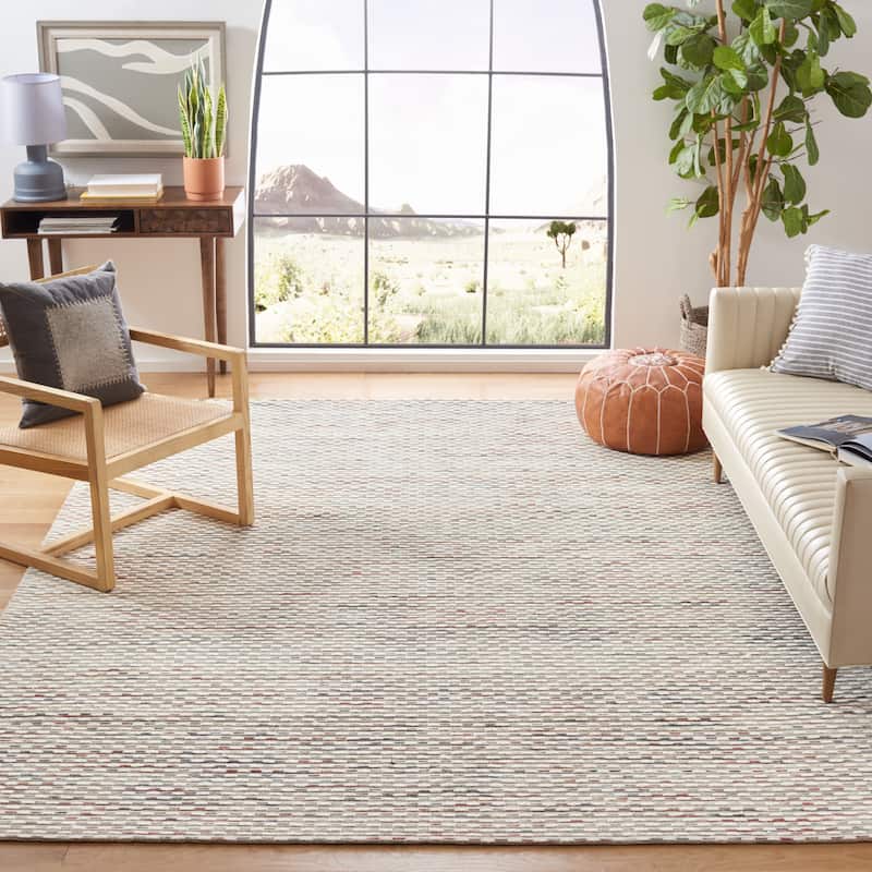 SAFAVIEH Handmade Marbella Andra Wool Rug - 6' x 9' - Beige/Rust