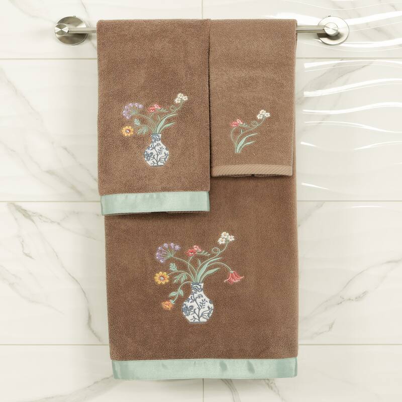 Authentic Hotel and Spa 100% Turkish Cotton STELLA 2PC Embellished Fingertip Towel Set.