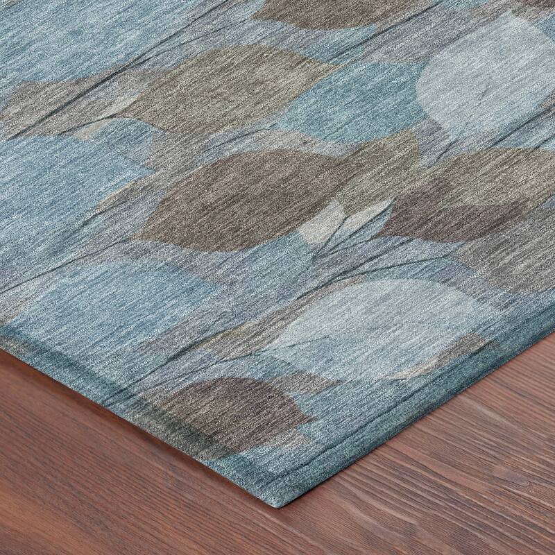 Machine Washable Indoor/ Outdoor Floral Mila Chantille Rug