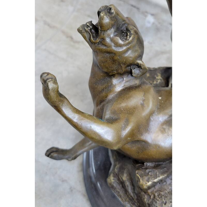 Hot Cast Art Deco Young Boy Killing Cougar With Dagger Bronze Sculpture Statue