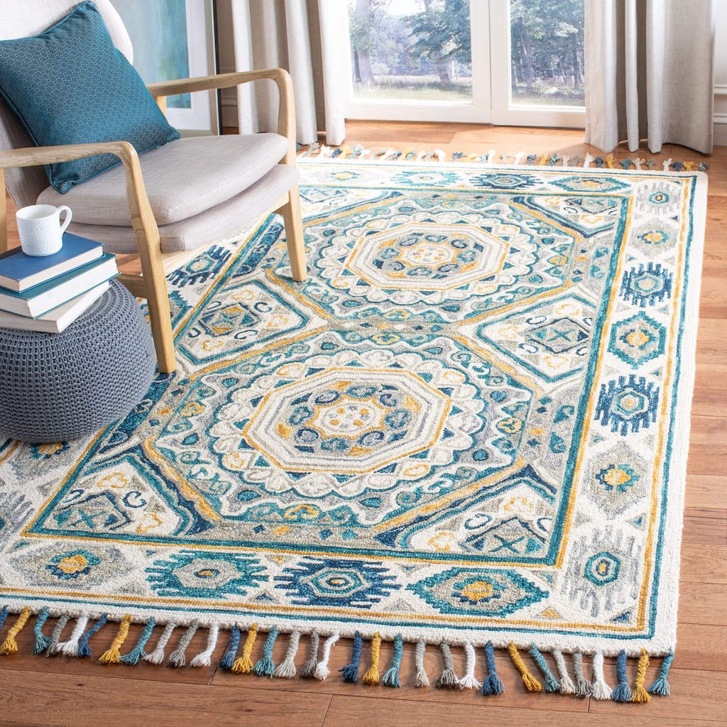 SAFAVIEH Handmade Aspen Elgard & Eclectic Tribal Wool Rug