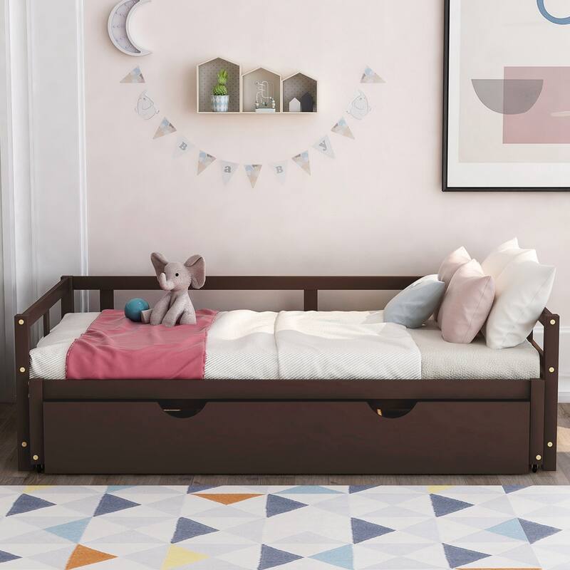Wooden Daybed with Trundle