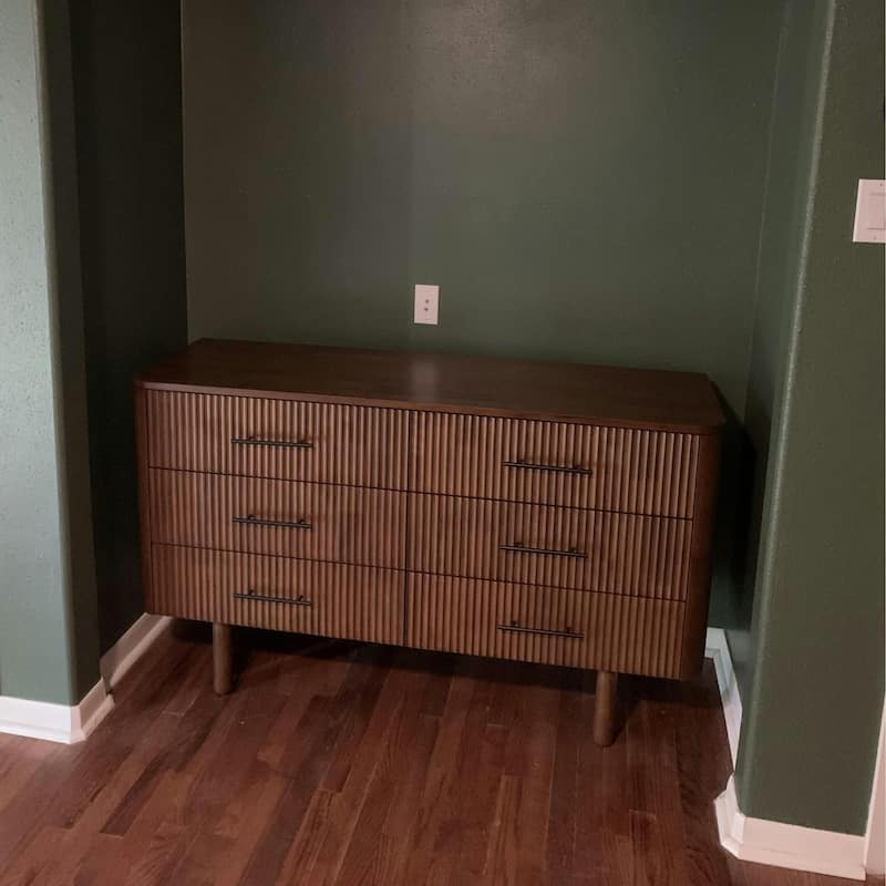 Dresser with 6 Drawer, Large Wooden Storage Cabinet, Curved Double Dresser with Metal Handle and Solid Wood Legs