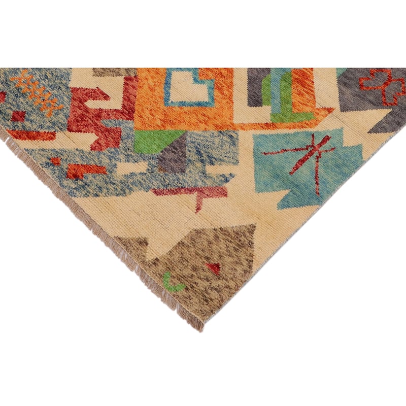 Boho Chic Balochi Galindo Beige/Blue Hand Knotted Wool Rug - 3'6'' x 5'1''