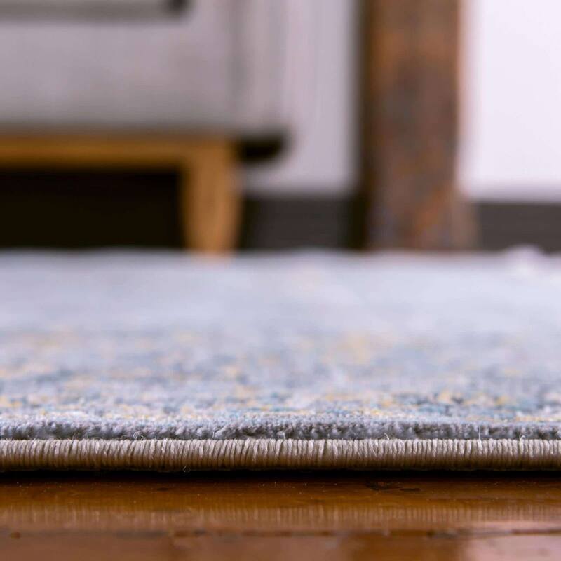 Traditional Samana Collection Area Rug