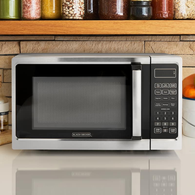 700W Digital Microwave Oven With Turntable in Stainless Steel Silver